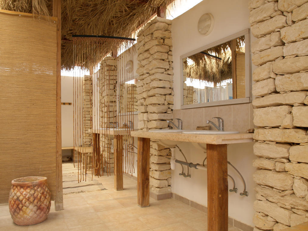 Incense And Spice Route Inn Zofar 外观 照片